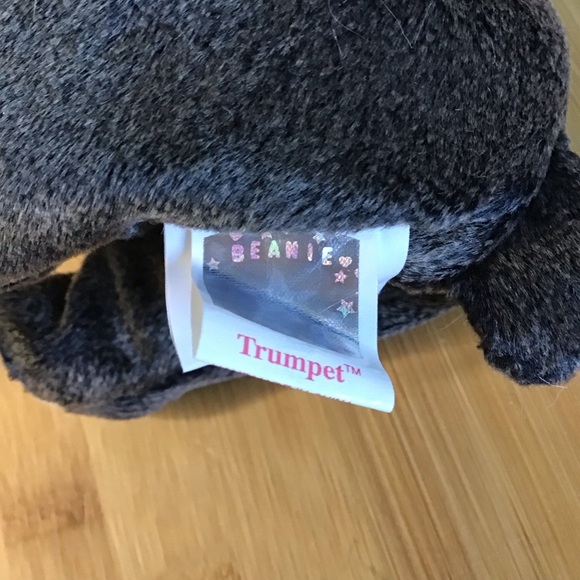 Ty(4) Trumpet Beanie Baby Elephant Plush Toy - Picture 6 of 9